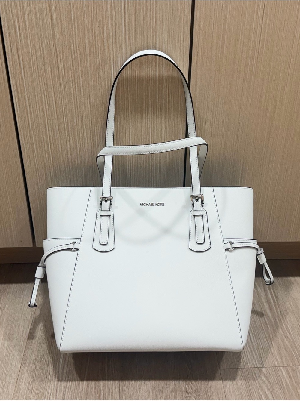 NWT Michael Kors Voyager White Leather Tote Bag